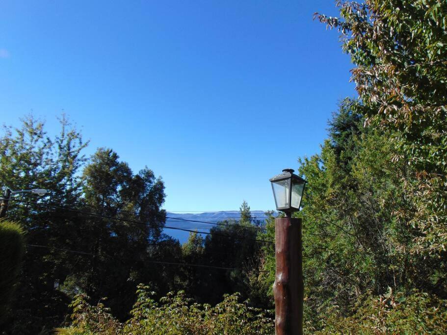 Casa Al Pie Del Cerro Otto Rodeada De Bosque. Chalet